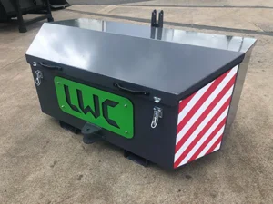 LWC FRONT MOUNTED TOOLBOX 390KG