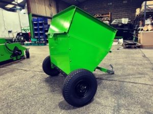 LWC TOWABLE DROP GRITTERS (250L & 500L)