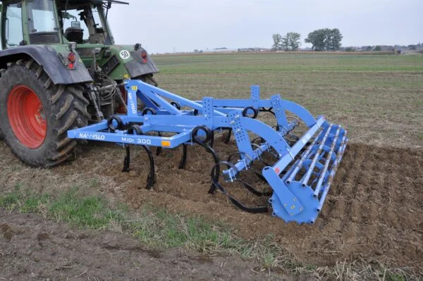 Namyslo Midi Stubble Cultivator