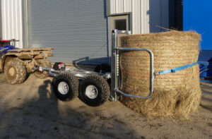 CHAPMANS MACHINERY BALE TRANSPORTER BT500 WITH BATTERY OPTION