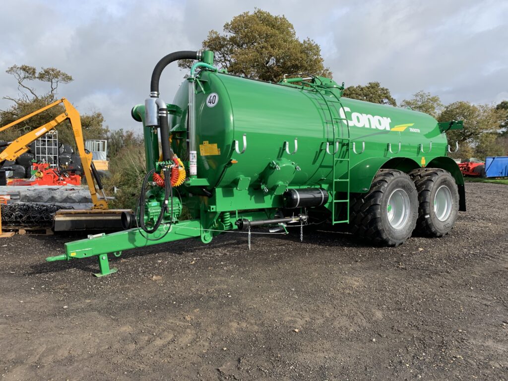 Conor 3500TR Gallon Recessed Tanker