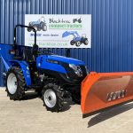 New Solis 16 4WD Compact Tractor With New DW Tomlin Heavy Duty Front Mounted Snowplough & New 500 Litre Fleming Grit / Salt Spreader