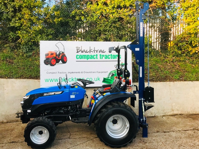 New Solis 20 Compact Tractor With New Oxdale Hydraulic Post Knocker