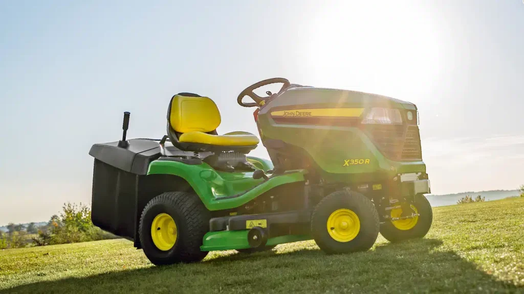 John Deere X350R Ride-on Lawnmower