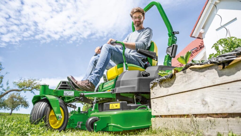 John Deere Z545R Zero Turn Mower