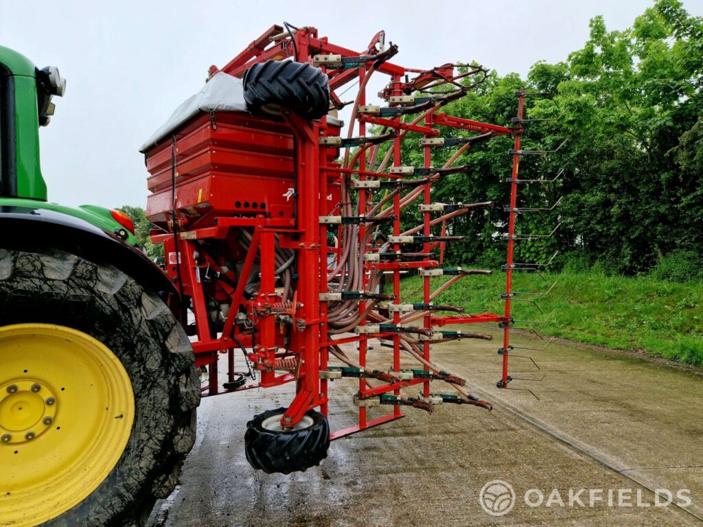 2009 Kverneland 6m Tyne Seeder Drill