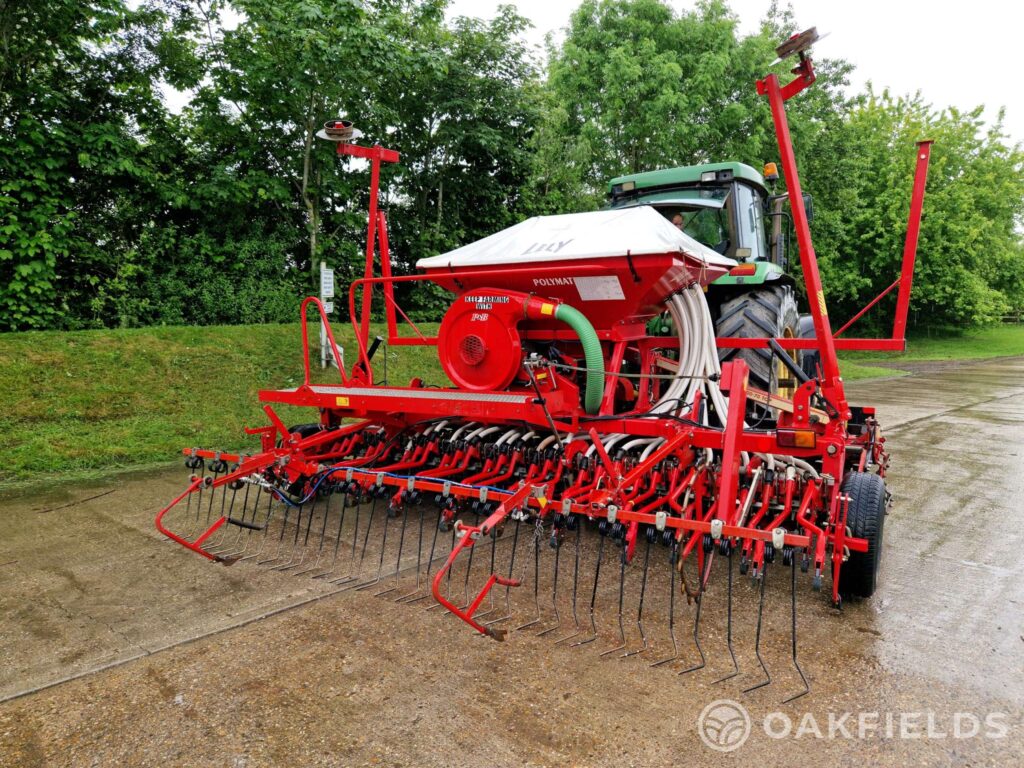 1997 Greenland / 2001 Lely 4m power harrow drill combination