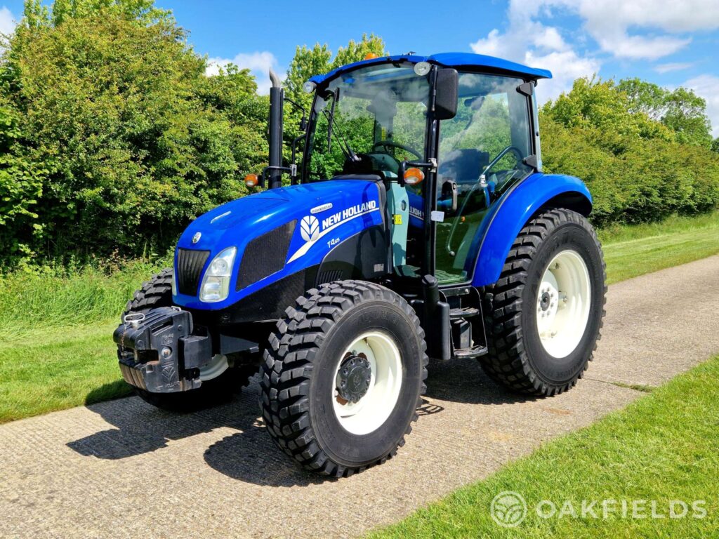2016 New Holland T4.65 Tractor