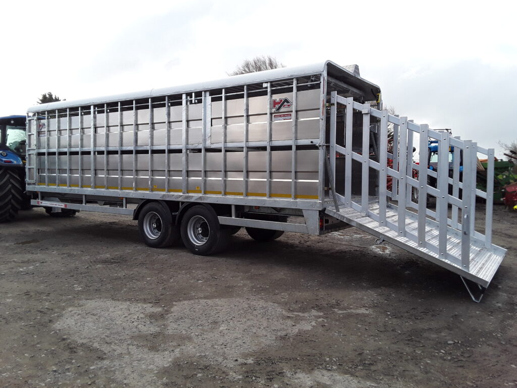 NEW HUDSON AGRI CATTLE & SHEEP TRAILER C/W FULL POWER DECKS