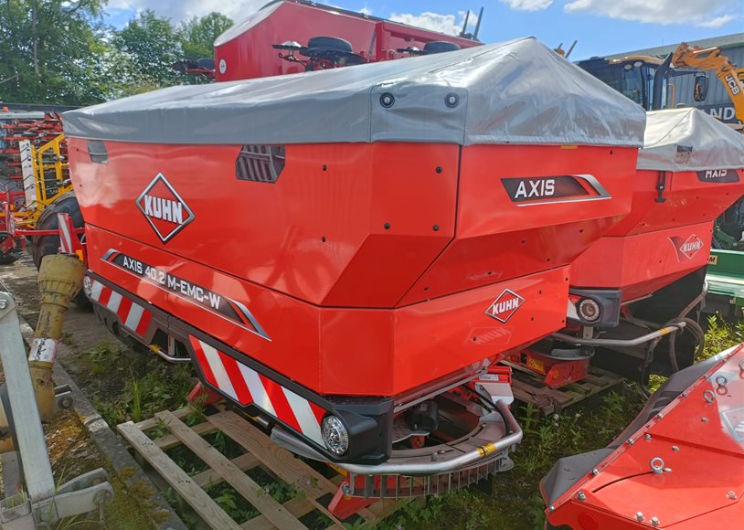 Kuhn AXIS 40.2M Broadcaster