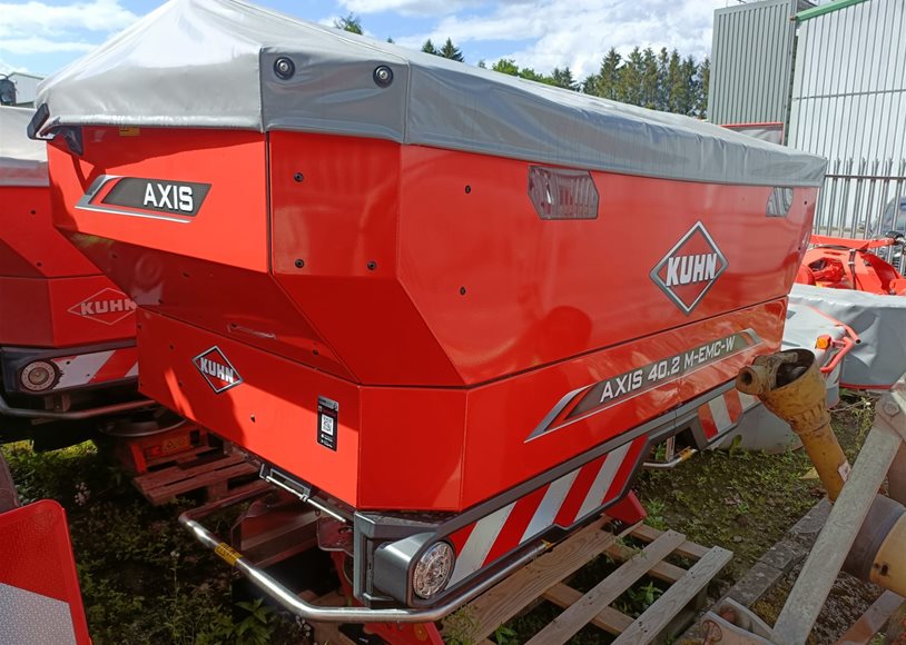 Kuhn AXIS 40.2H Broadcaster