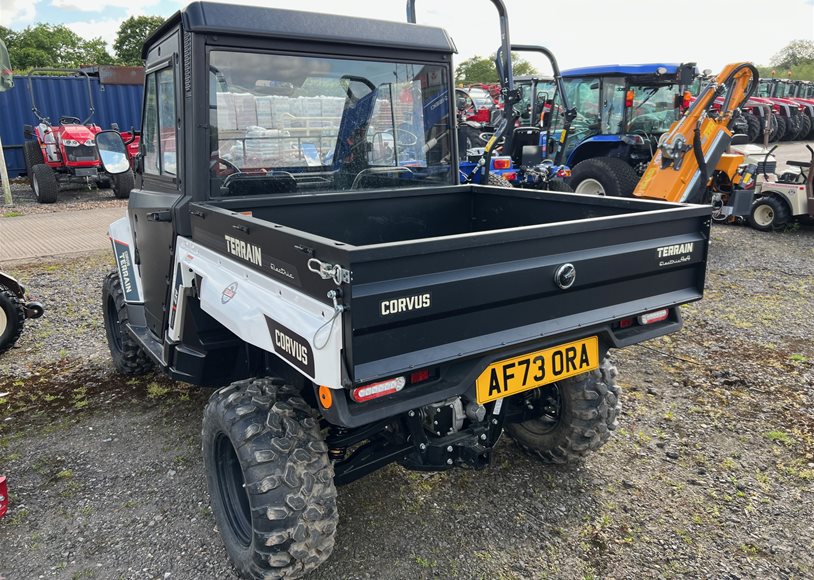 Corvus EX4 CAB Utility Vehicle