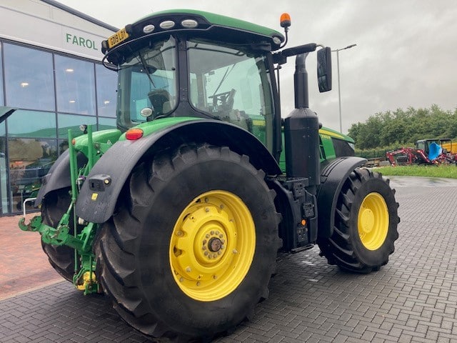 John Deere 7250R