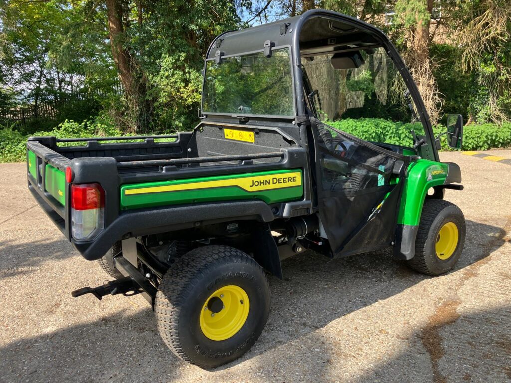 John Deere HPX815E Gator