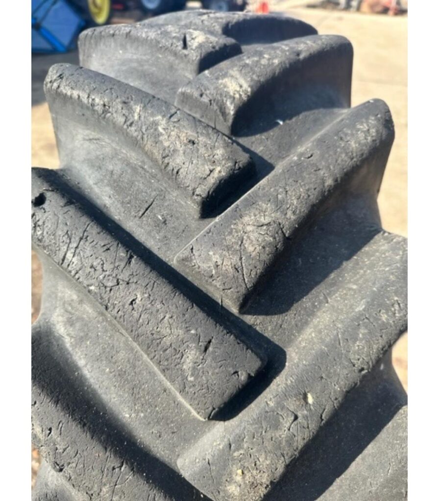 BKT Implement-AS504 Tyre