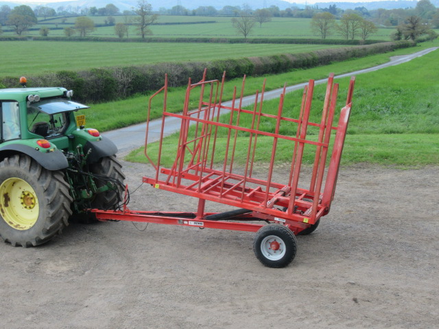 Browns trailed 72 bale carrier