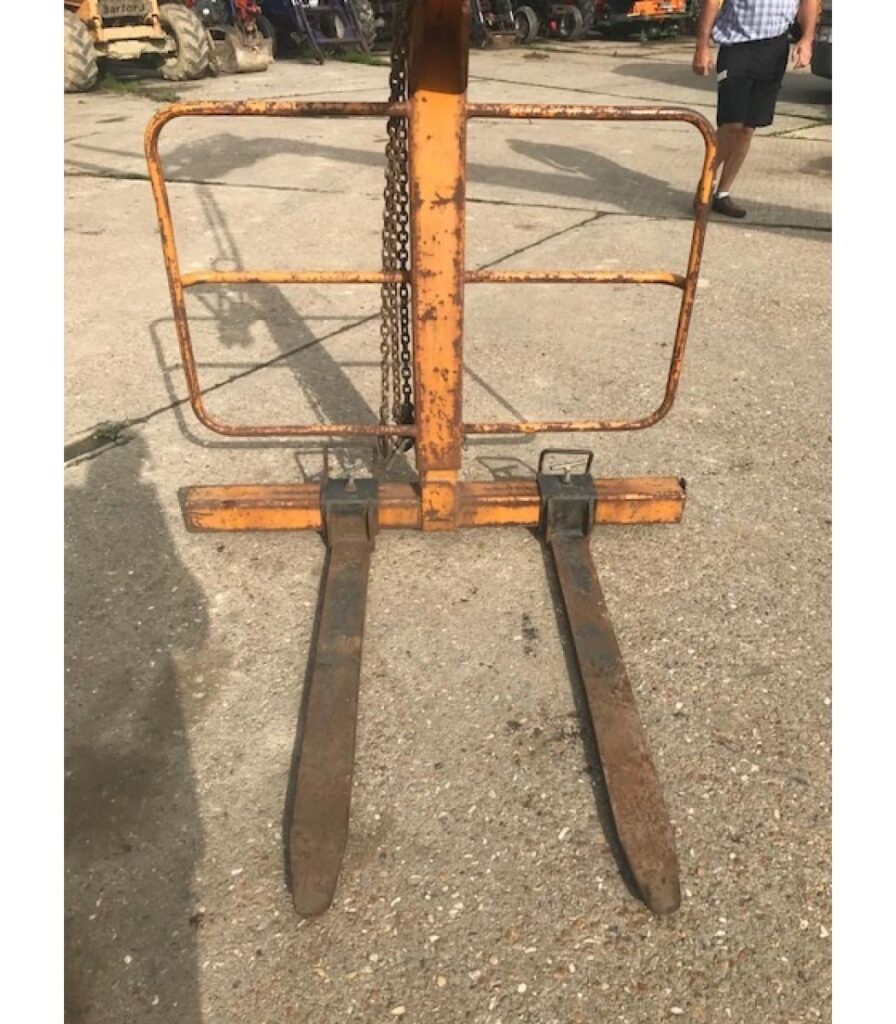 Pallet Fork Lifter