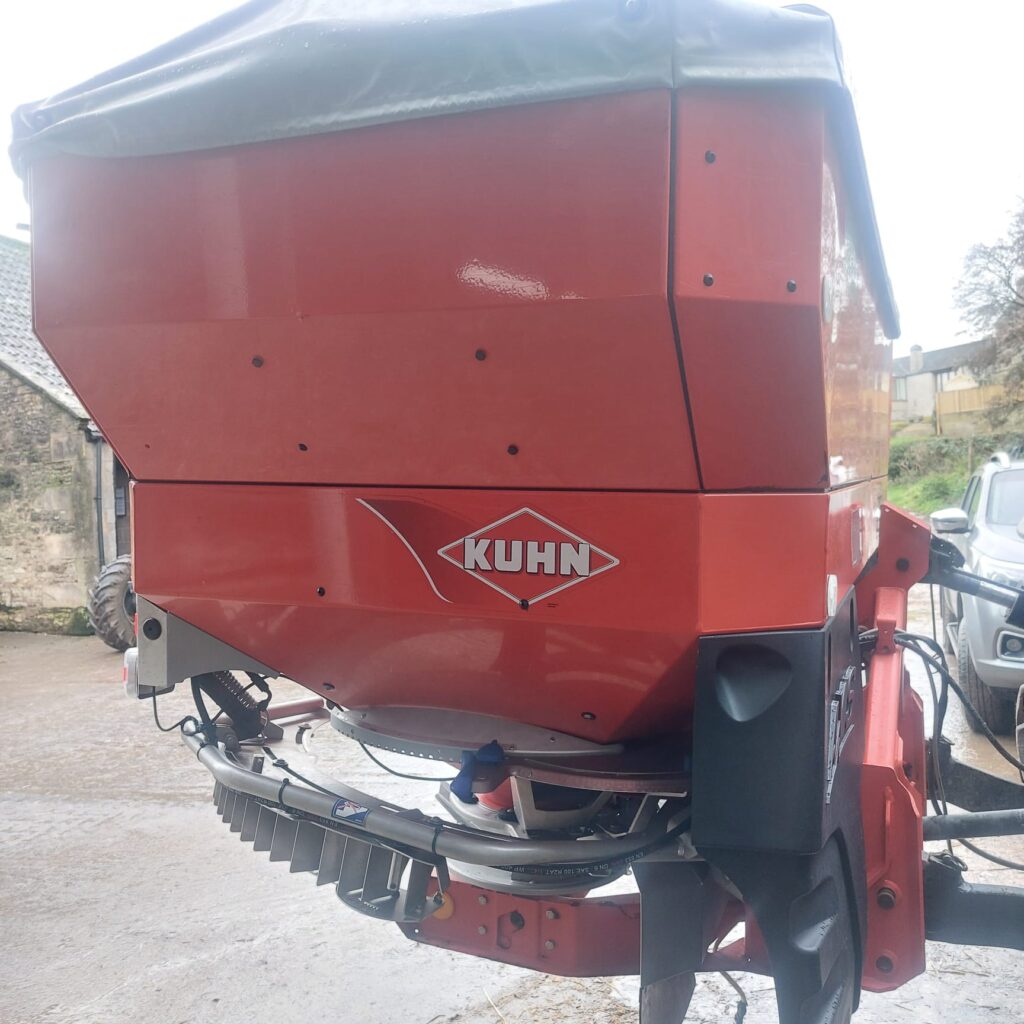 KUHN FARM MACHINERY AXIS 40.1W