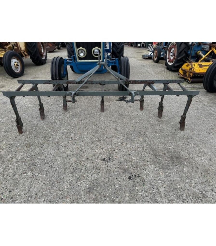 Ferguson Rigid Tine Cultivator