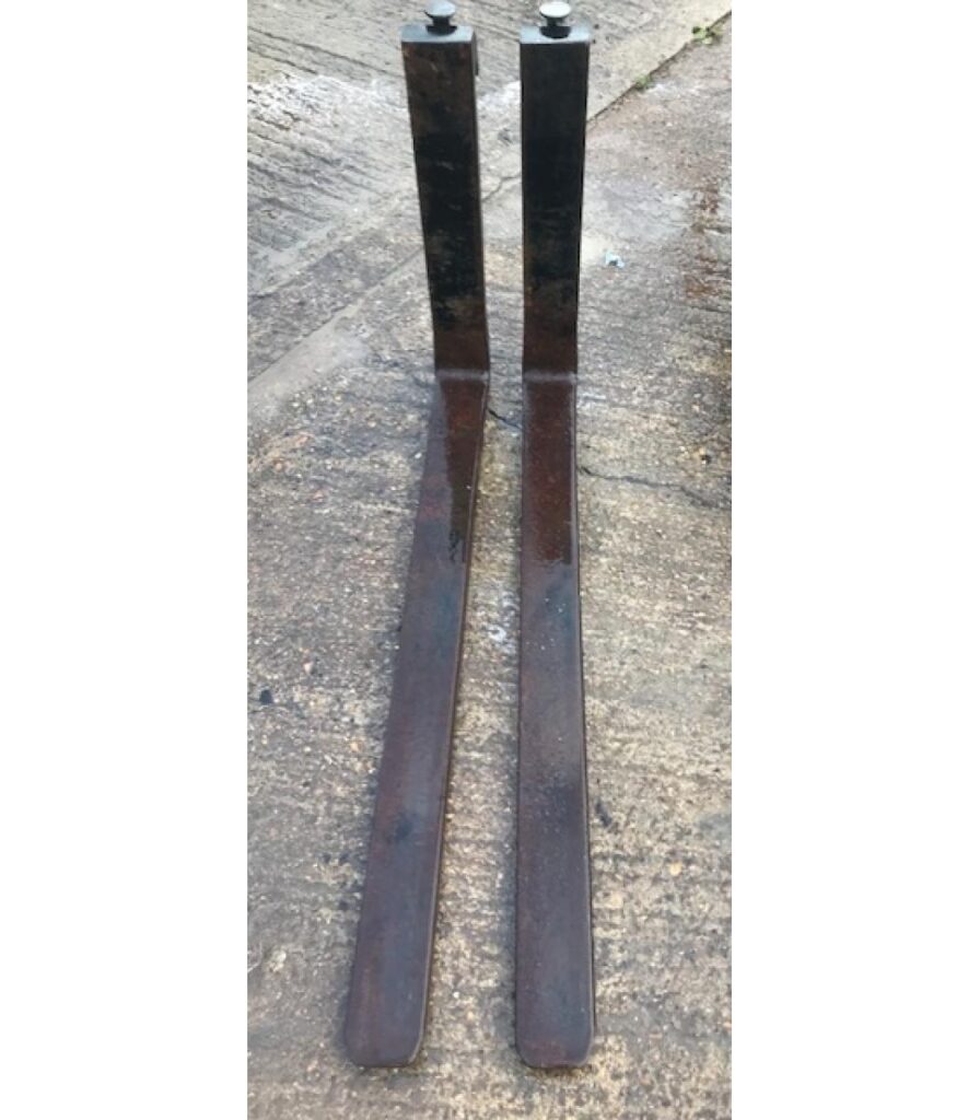 Pair of 95cm Forklift Tines