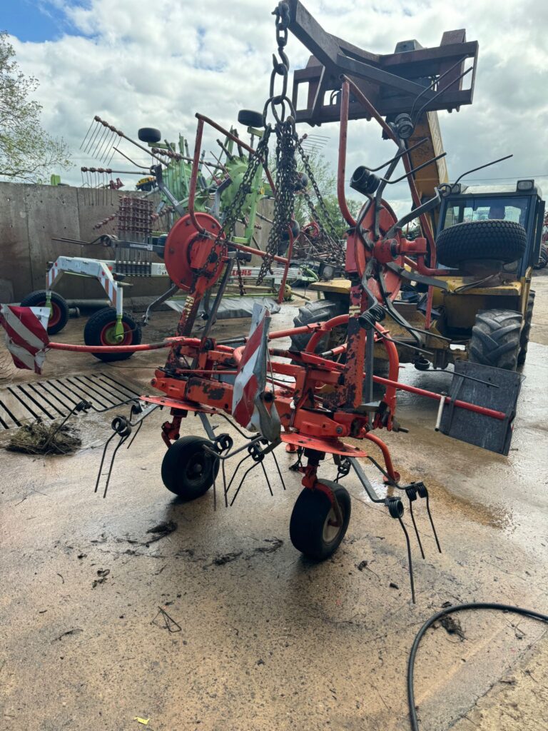 FELLA 4 ROTOR TEDDER