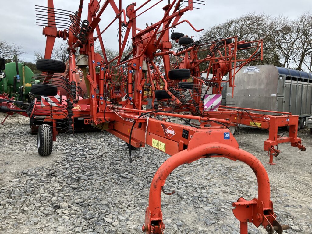 KUHN GA7501 TWIN ROTOR RAKE