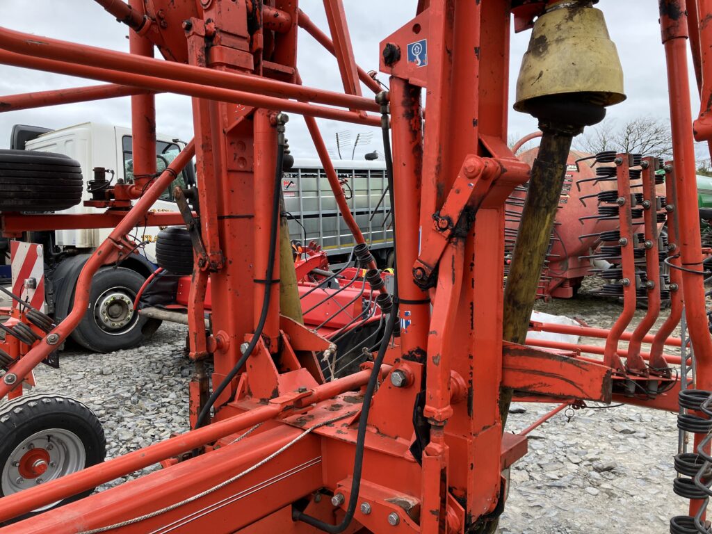 KUHN GA7501 TWIN ROTOR RAKE