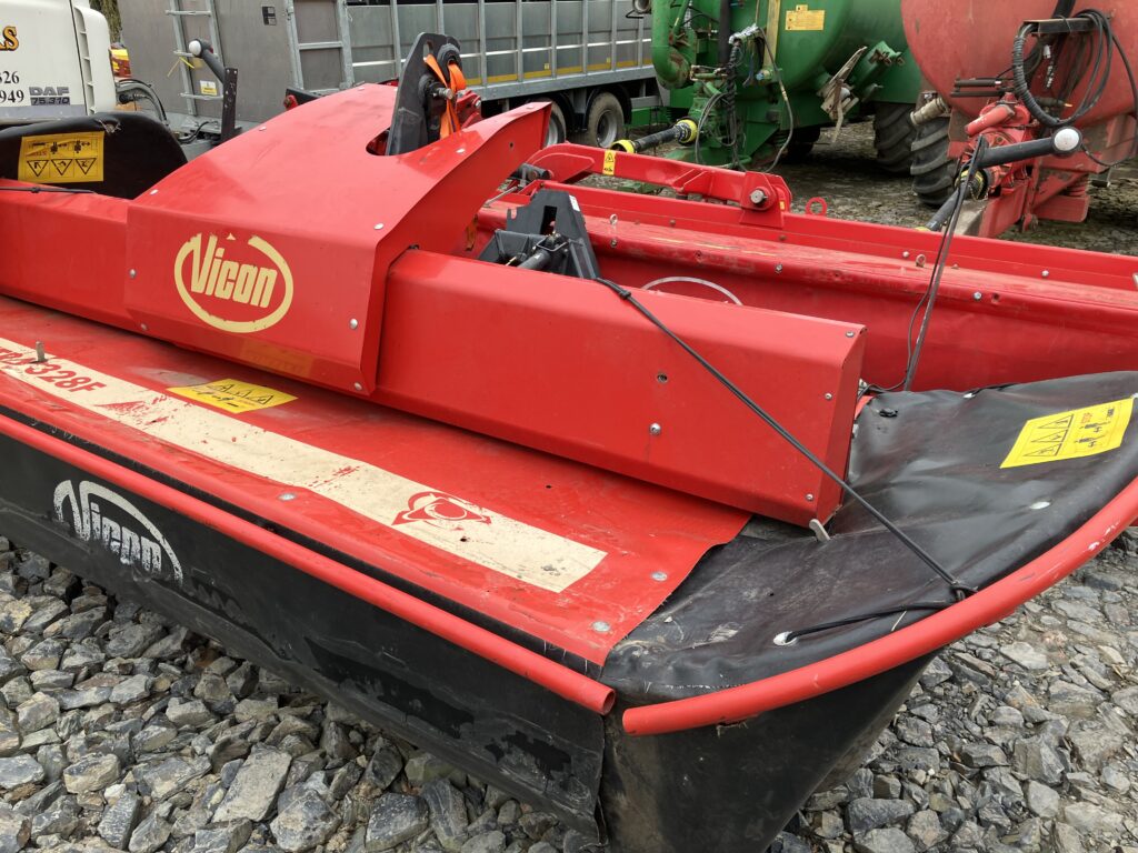 VICON EXTRA 328F FRONT MOWER