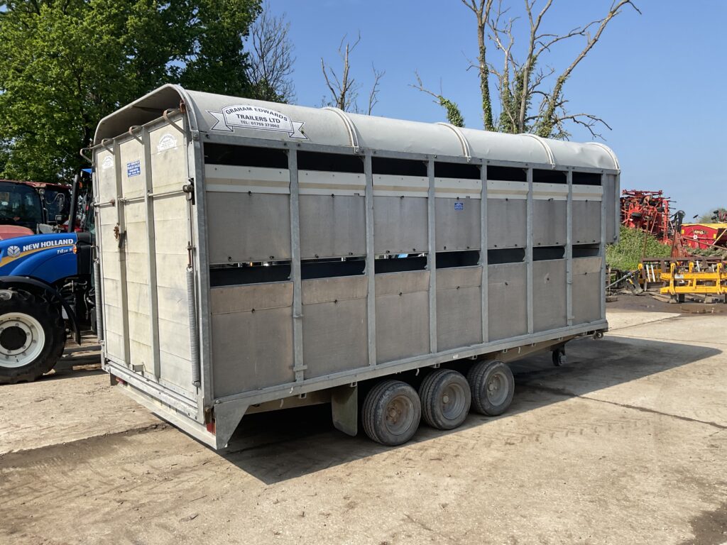 GRAHAM EDWARD DM14T LIVE STOCK TRAILER