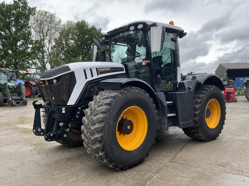 JCB FASTRAC 4220