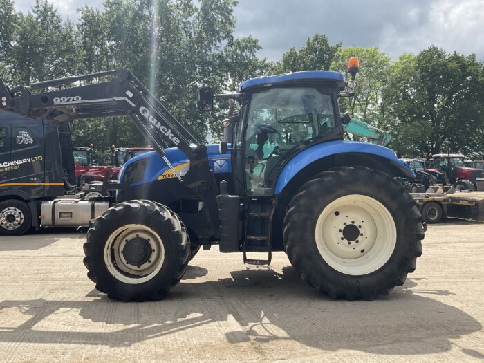 NEW HOLLAND T6080