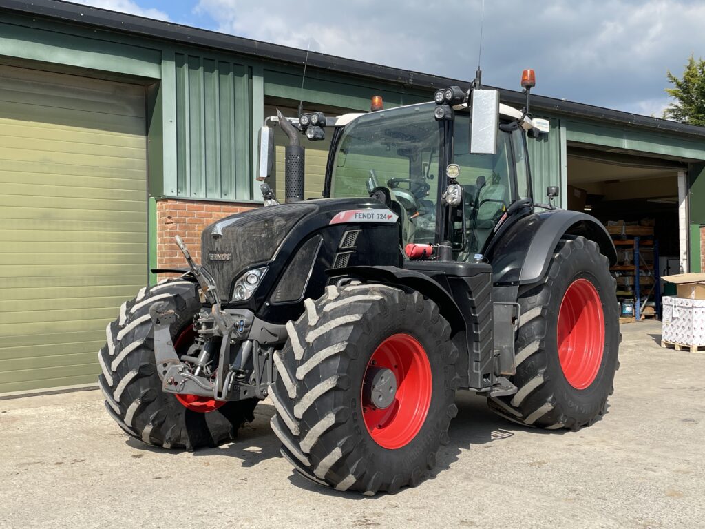 Fendt 724 S4 Profi Plus