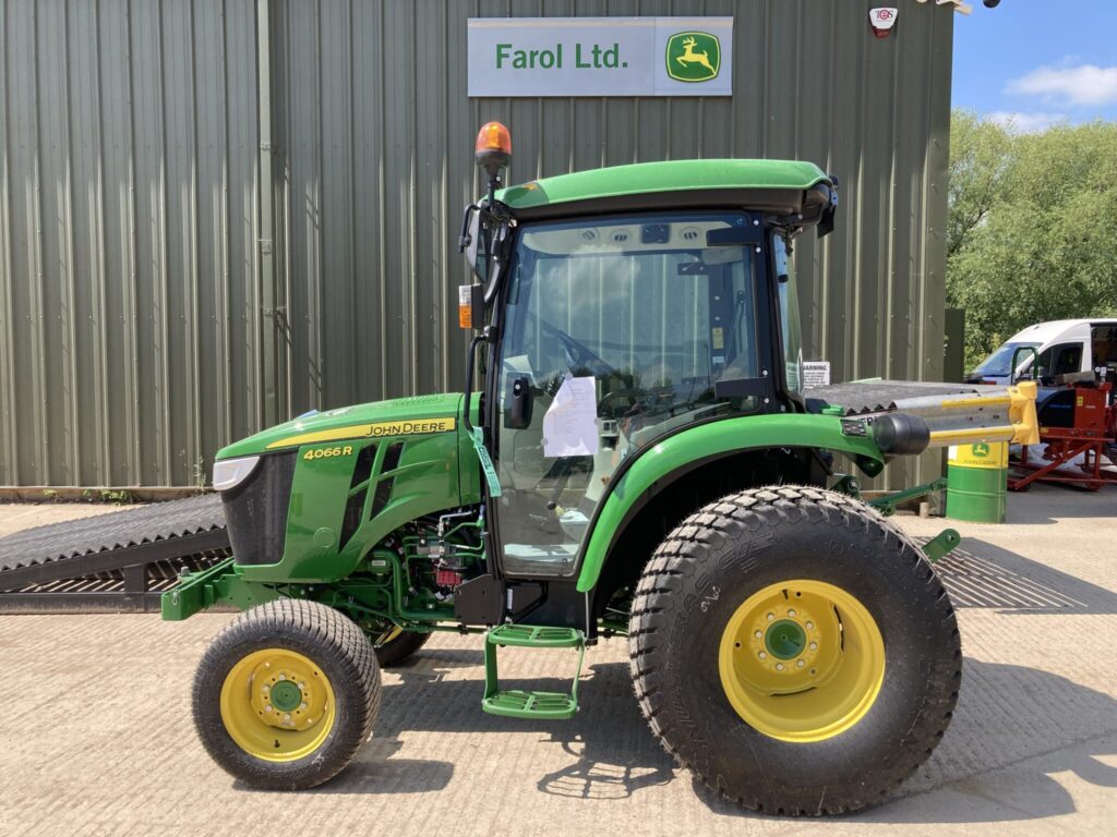 John Deere 4066R compact tractor