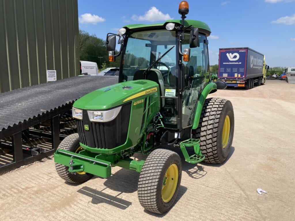 John Deere 4066R compact tractor