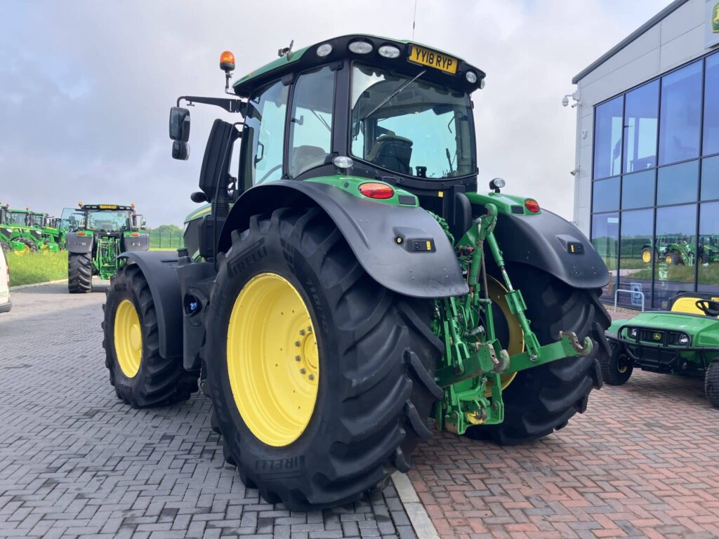 John Deere 6250R