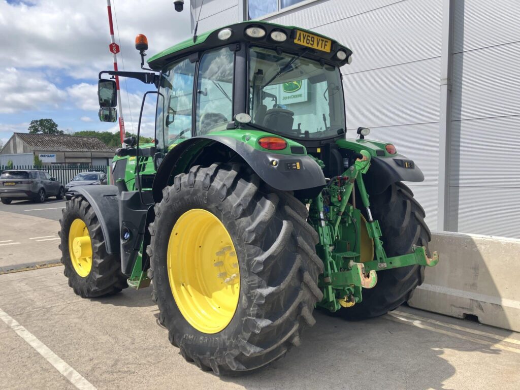 John Deere 6155R