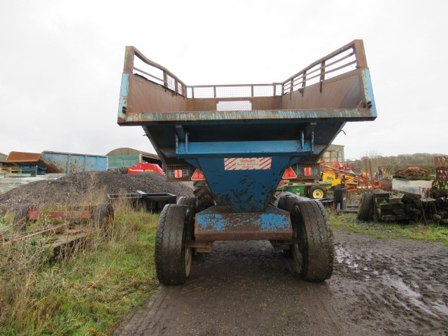 Bunning 12 ton agri dump trailer – SOLD