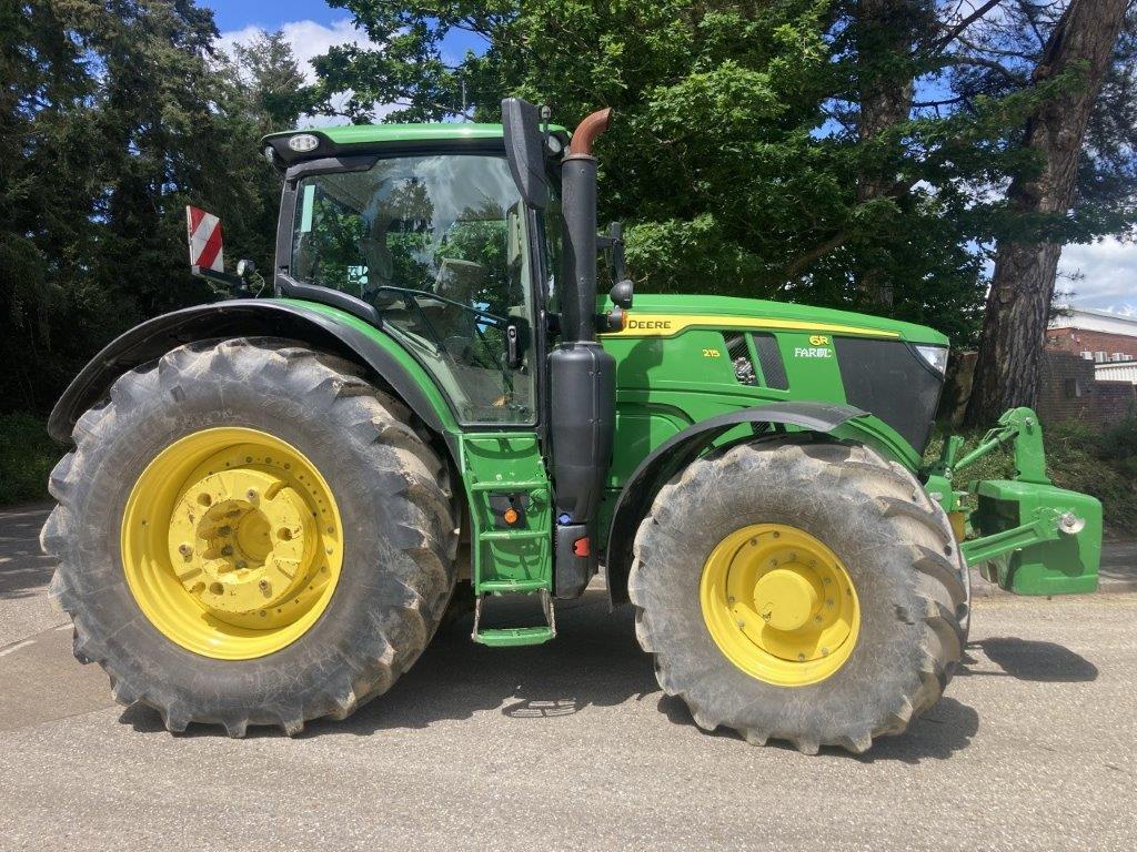 John Deere 6R 215