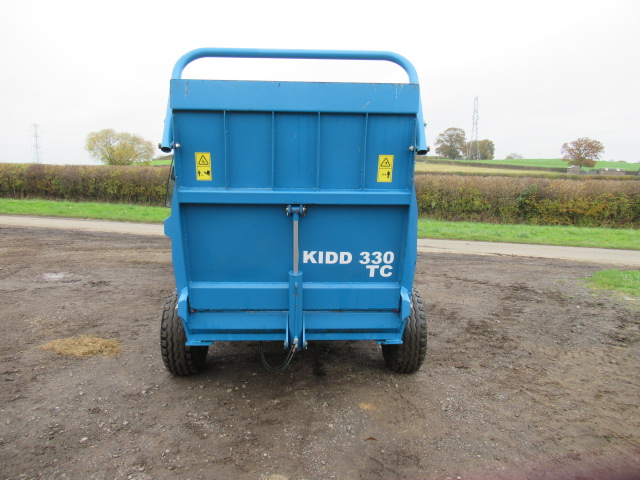 Kidd 330 TTC straw chopper