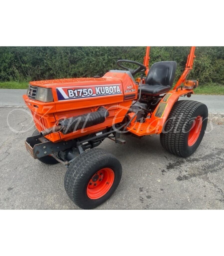 Kubota B1750 HST Compact