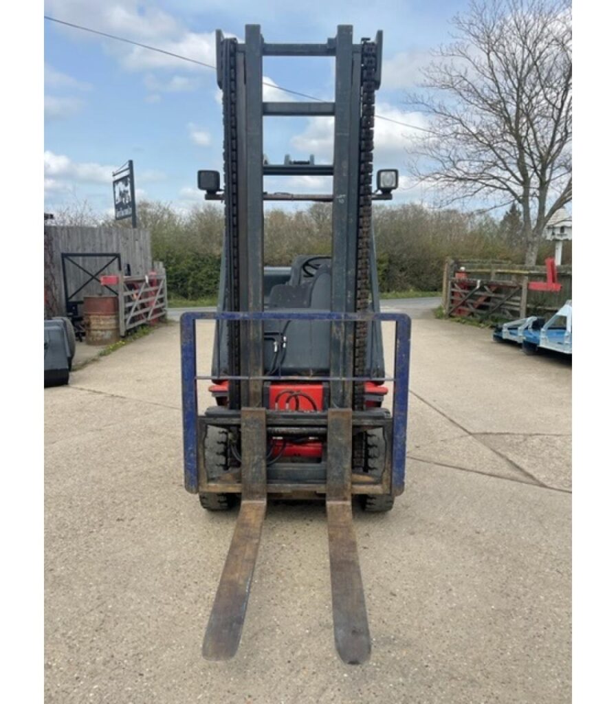 Linde H25D Masted Forklift