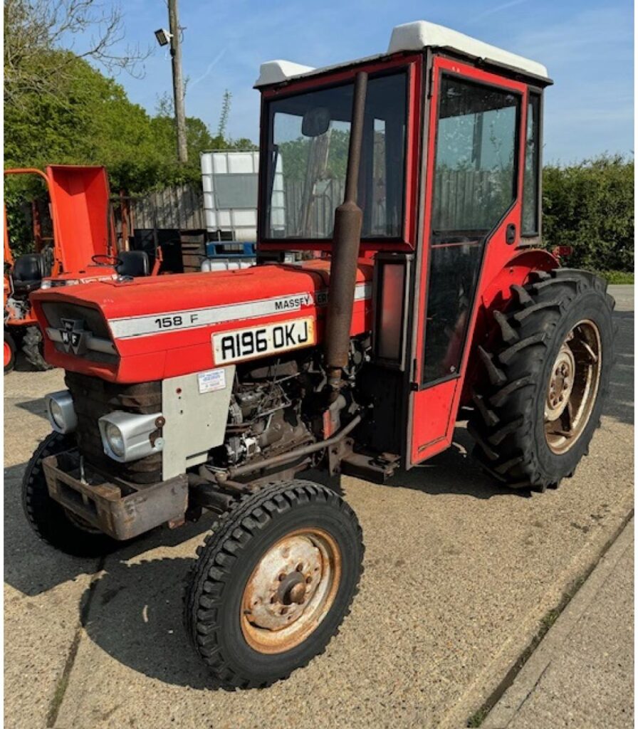 Massey Ferguson 158 F Fruit Tractor