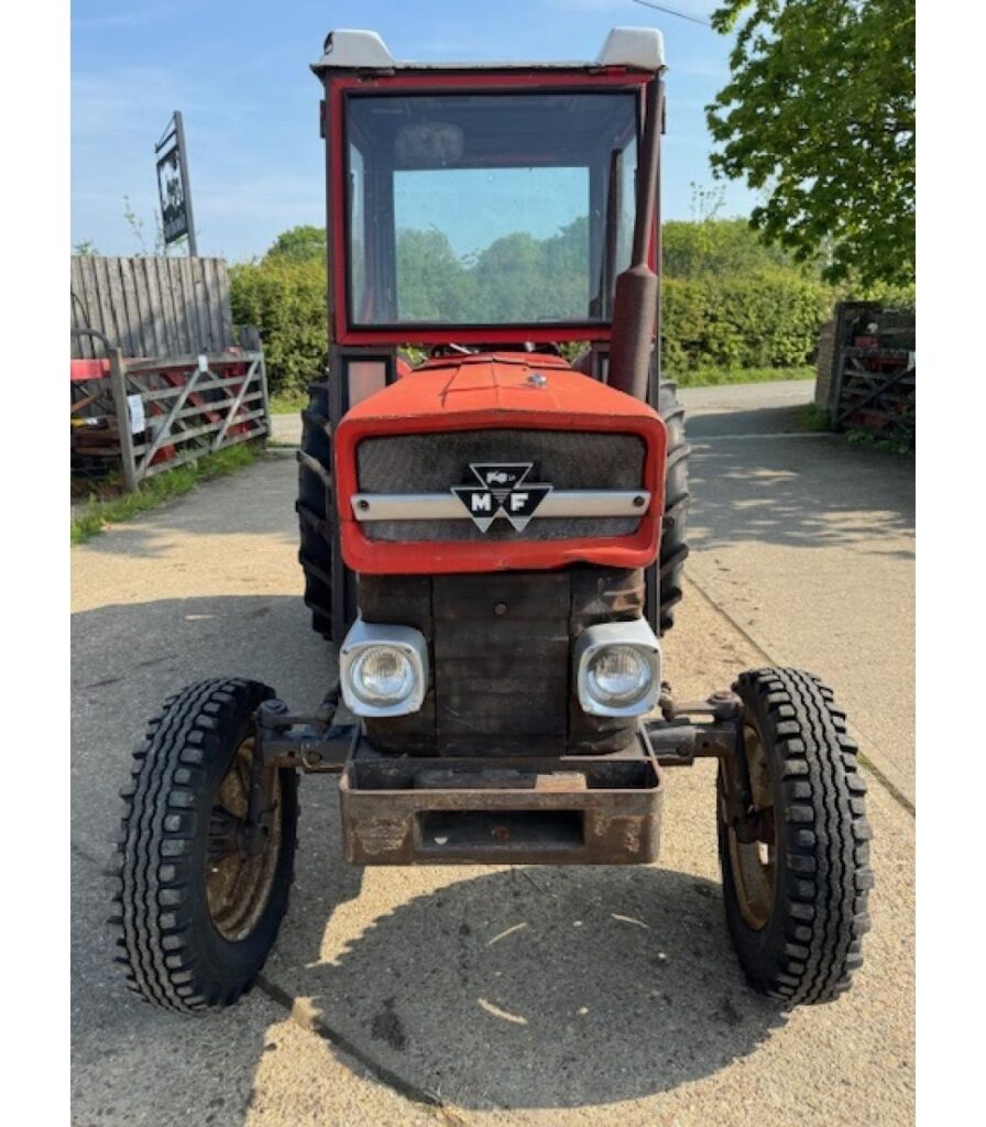 Massey Ferguson 158 F Fruit Tractor