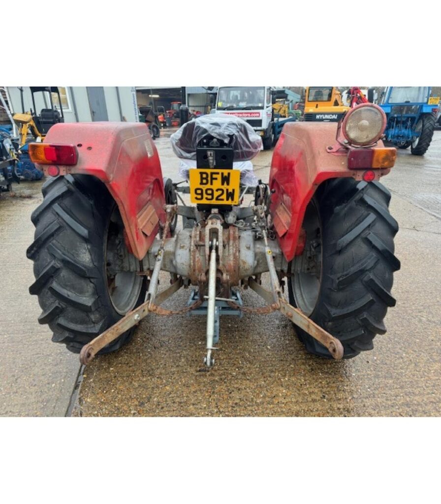 Massey Ferguson 240