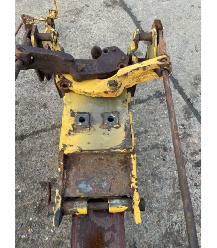 Massey Pick Up Hitch