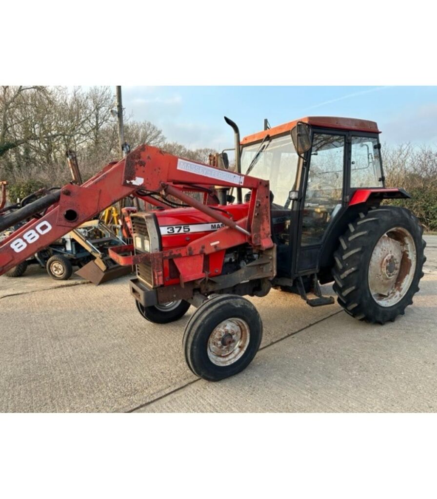 Massey Ferguson 375