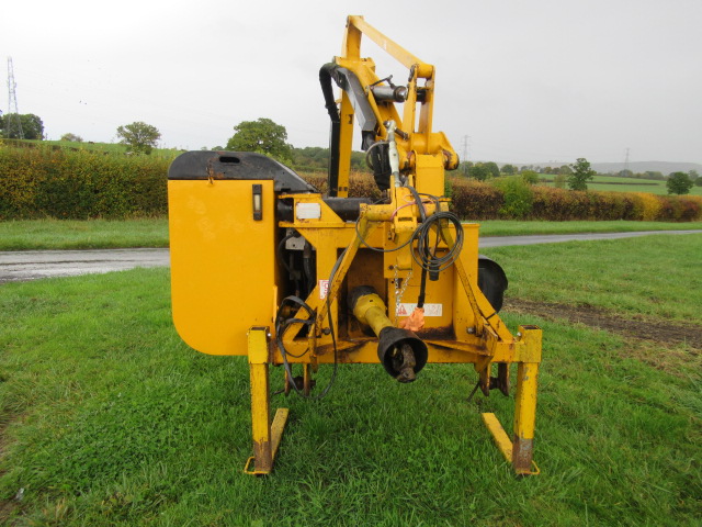 McConnel PA52E Hy Reach hedgecutter – SOLD