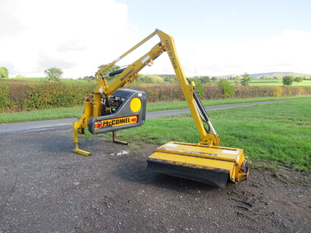 McConnel PA52E Hy Reach hedgecutter – SOLD