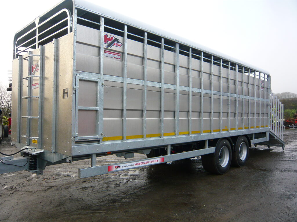 NEW HUDSON CATTLE TRAILER 24FT 16 TON