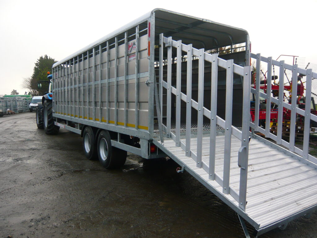 NEW HUDSON CATTLE TRAILER 24FT 16 TON